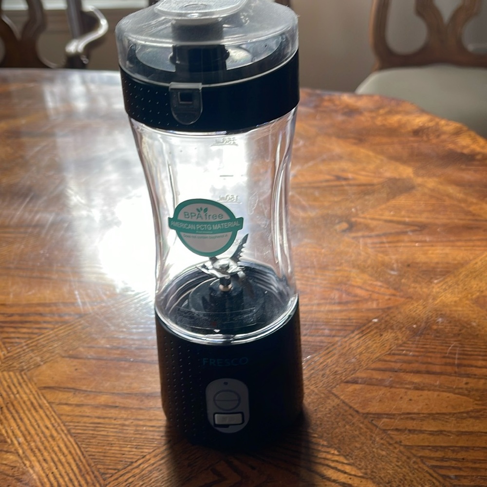 Portable blender